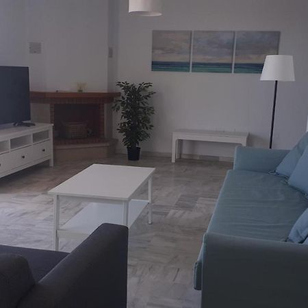Apartment In Costa Del Sol With Large Terrace For 9 People Rincón de la Victoria Exterior foto