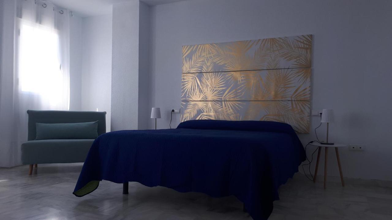 Apartment In Costa Del Sol With Large Terrace For 9 People Rincón de la Victoria Exterior foto