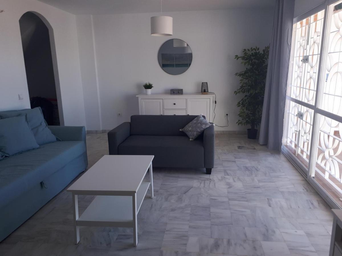 Apartment In Costa Del Sol With Large Terrace For 9 People Rincón de la Victoria Exterior foto