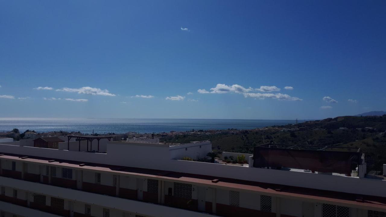 Apartment In Costa Del Sol With Large Terrace For 9 People Rincón de la Victoria Exterior foto